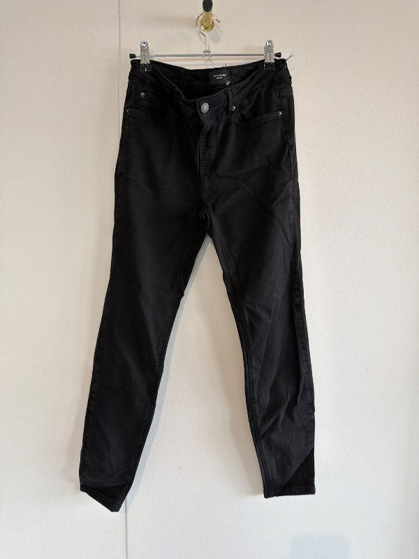 Svartar vera moda gallabuxur