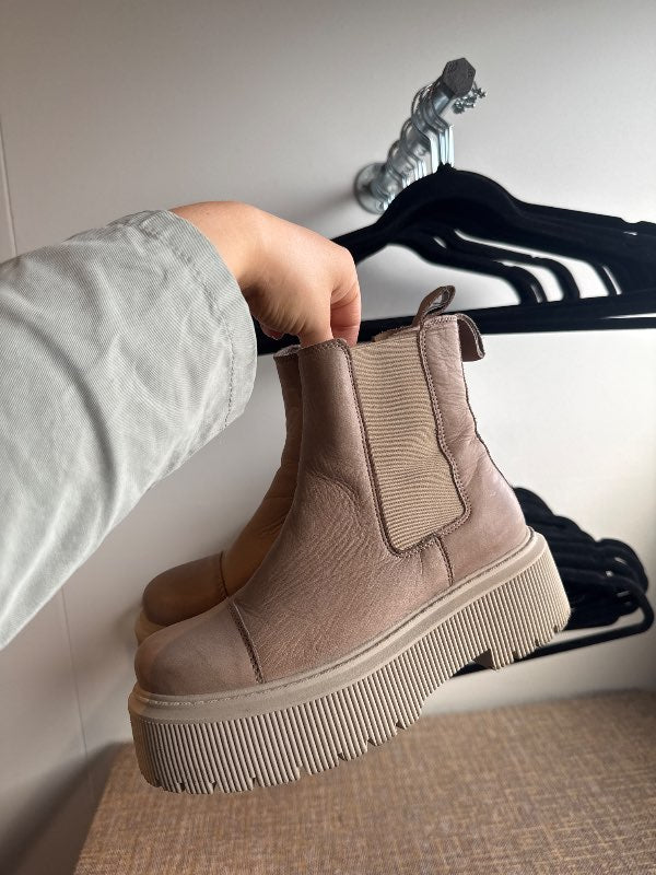 Sixmix beige boots