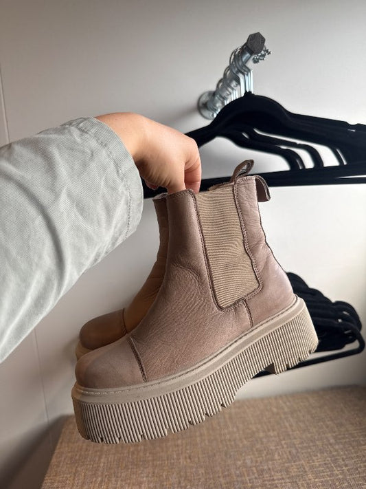 Sixmix beige boots