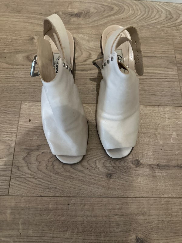 ljosir clarks