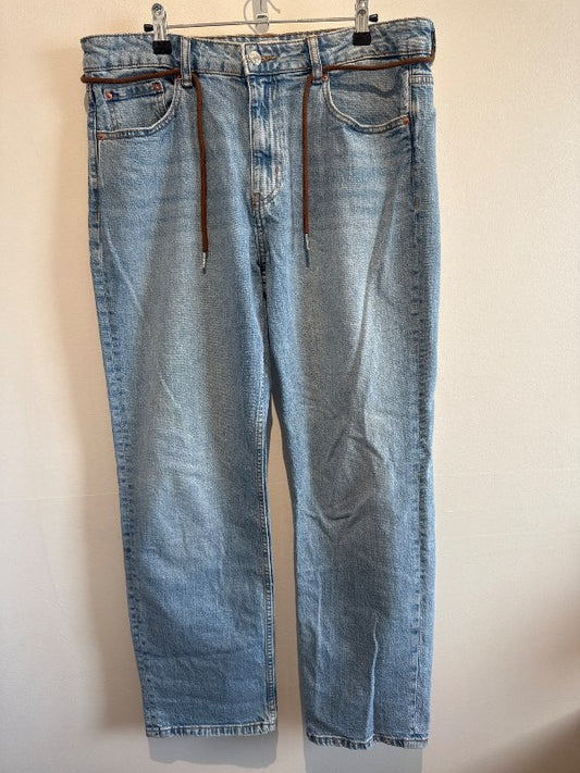 gallabuxur ginatricot