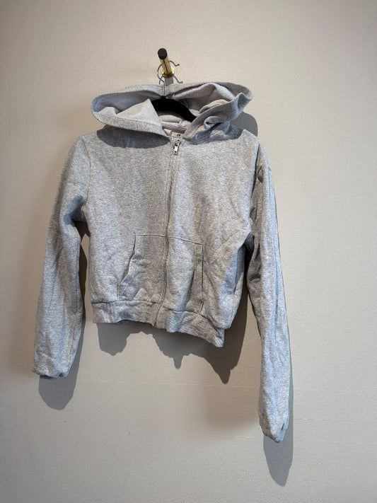h&m hettupeysa rennd