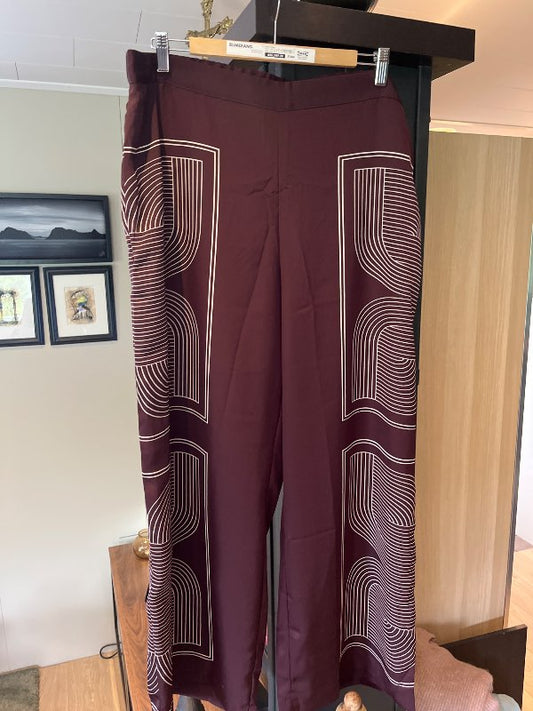 H&M buxur nýjar