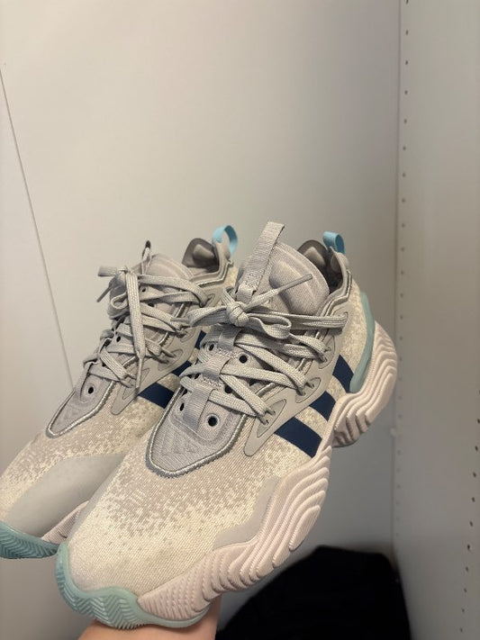 Nýjir adidas körfuboltaskór