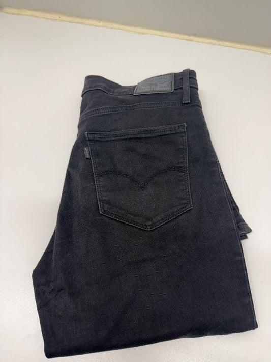 Levis 724 high rise straight
