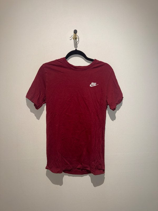 Rauður nike bolur