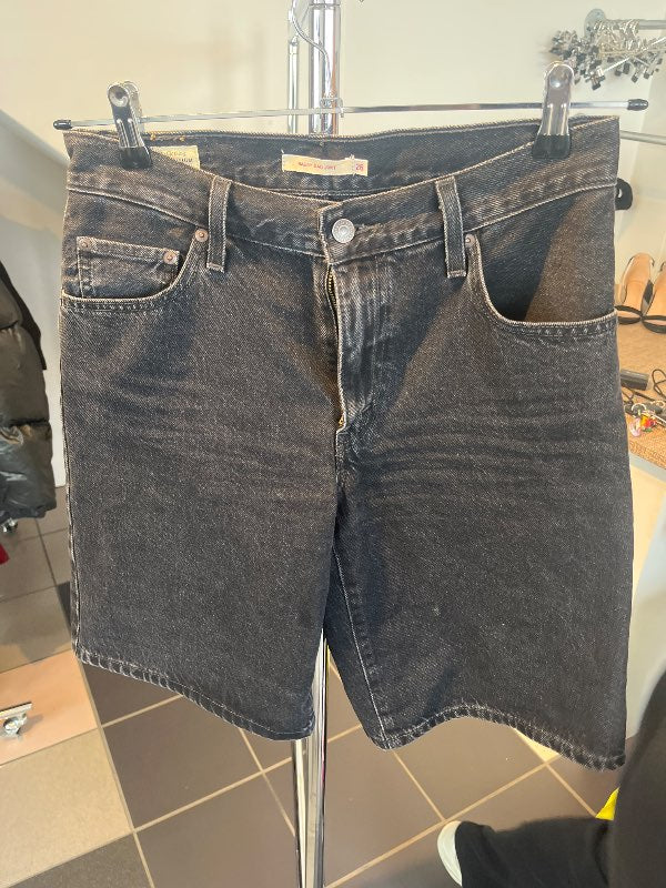 LEVIs gallastuttbuxur