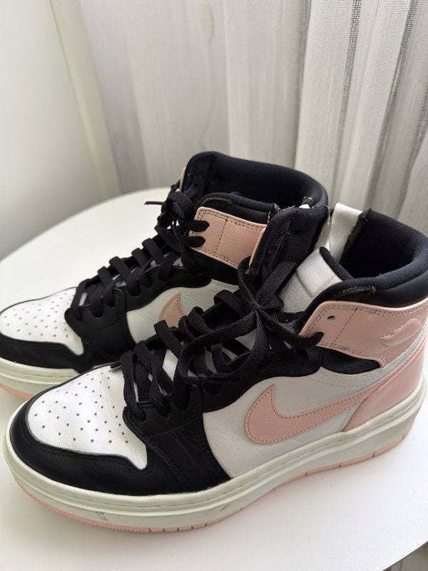 Skor hvitt og bleikur NIKE