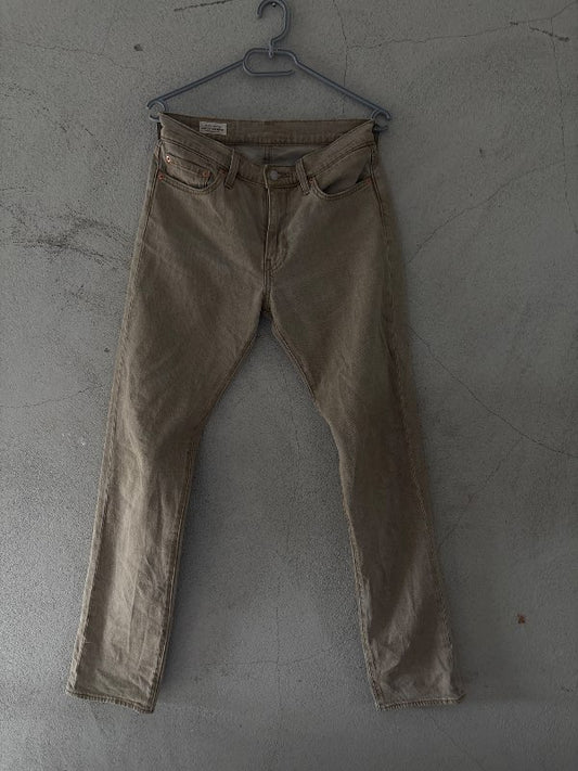 Levis buxur beige
