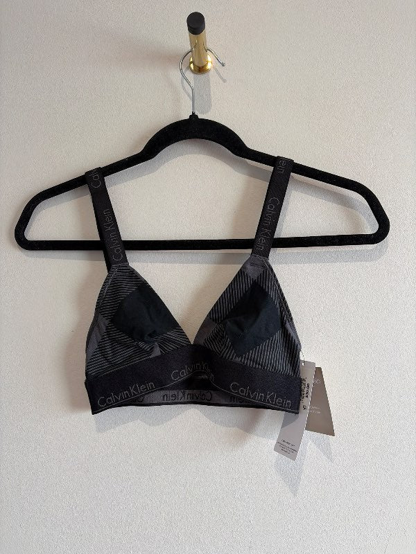 Calvin klein toppur