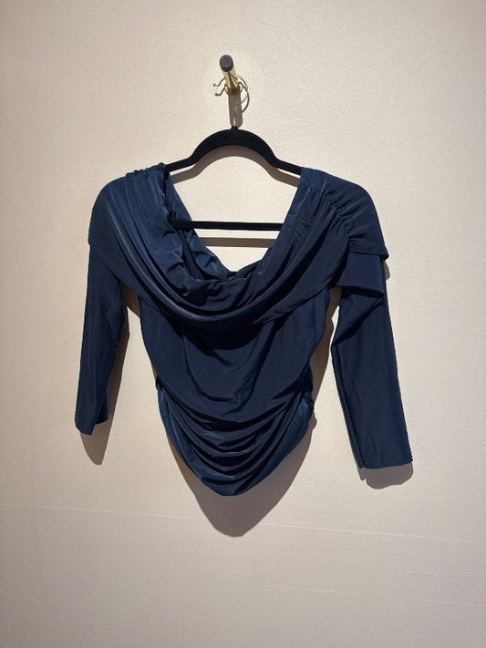 Off shoulder toppur