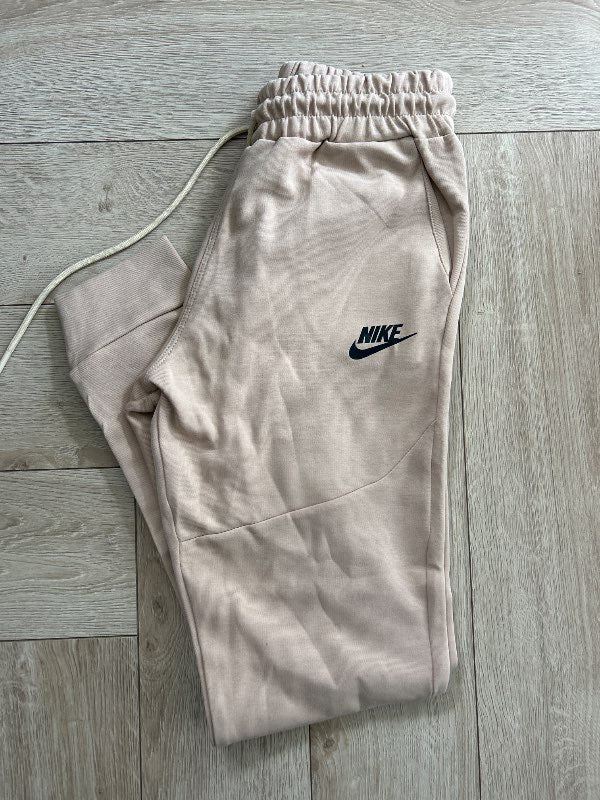 Nike buxur beige