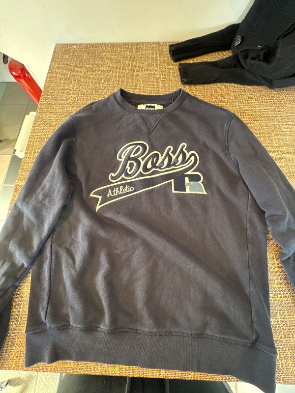 Boss athletic peysa