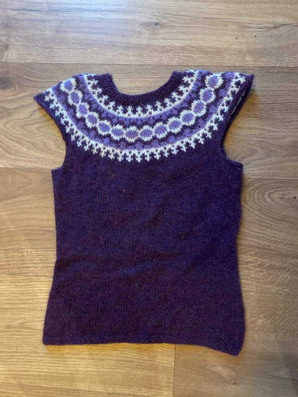 Icelandic wool vesti