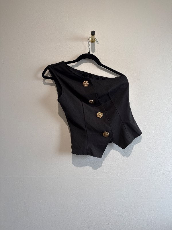 One shoulder toppur