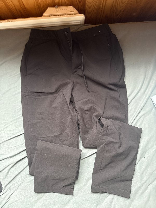 Uniqlo warm trekking pants
