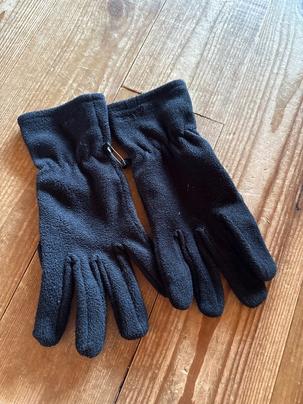 Fleece gloves