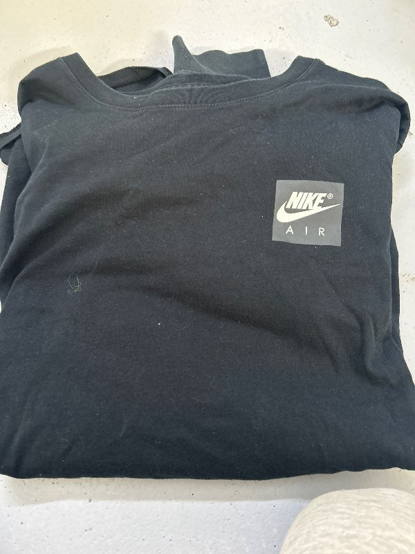 nike peysa