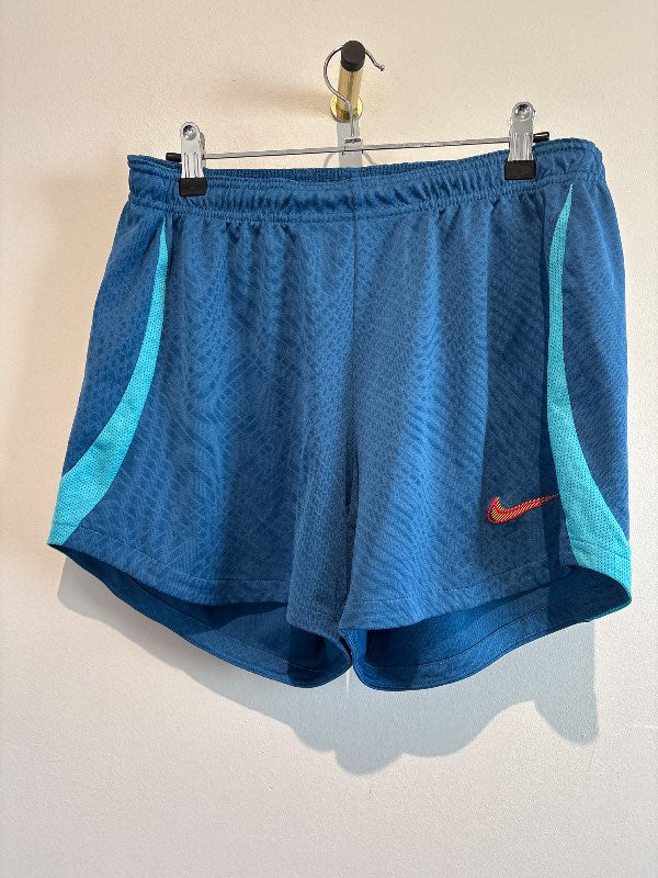 Nike bláar stuttbuxur