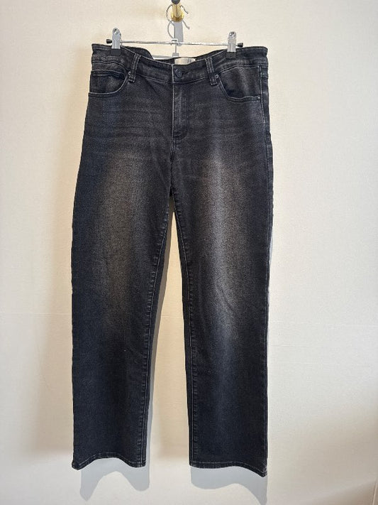 A brand low rise gallabuxur