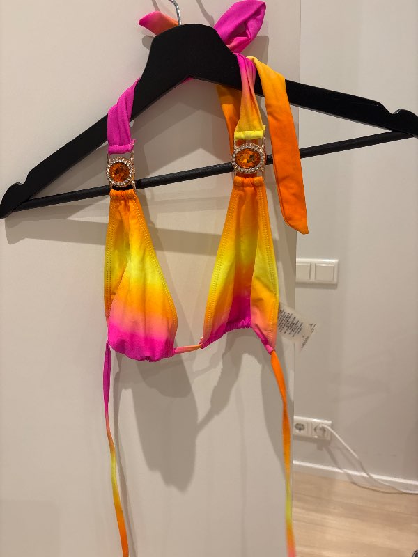 Bikini topper