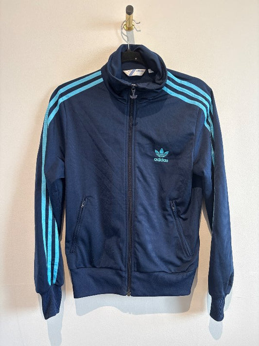 Adidas peysa