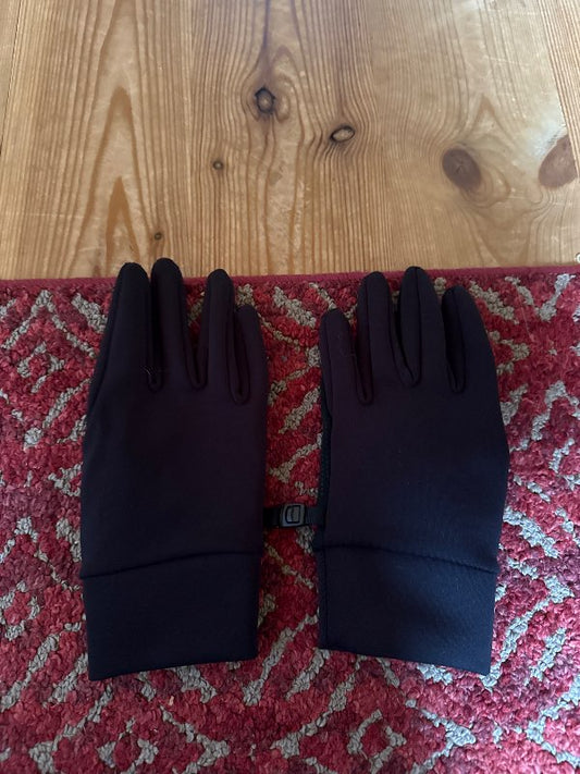 Black gloves