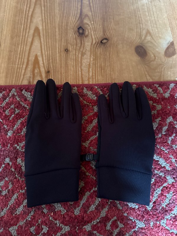 Black gloves