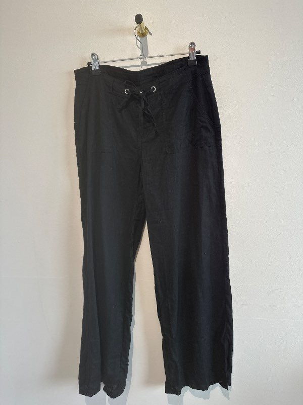 Gína buxur svartar linen blend