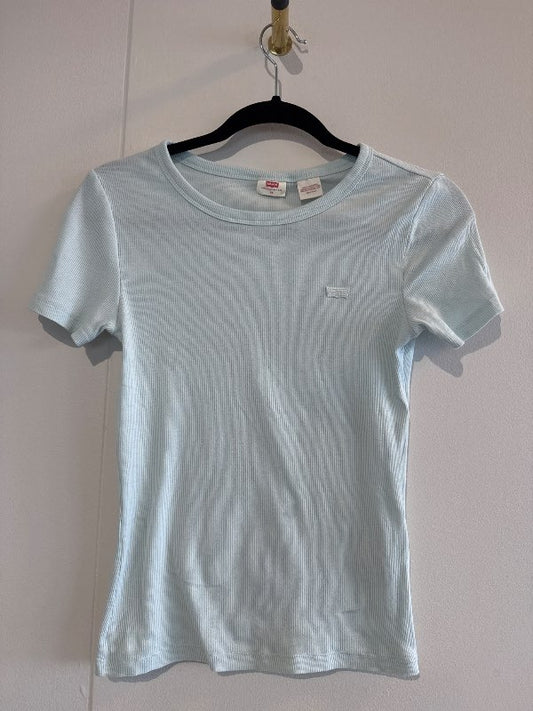 Levi’s T shirt