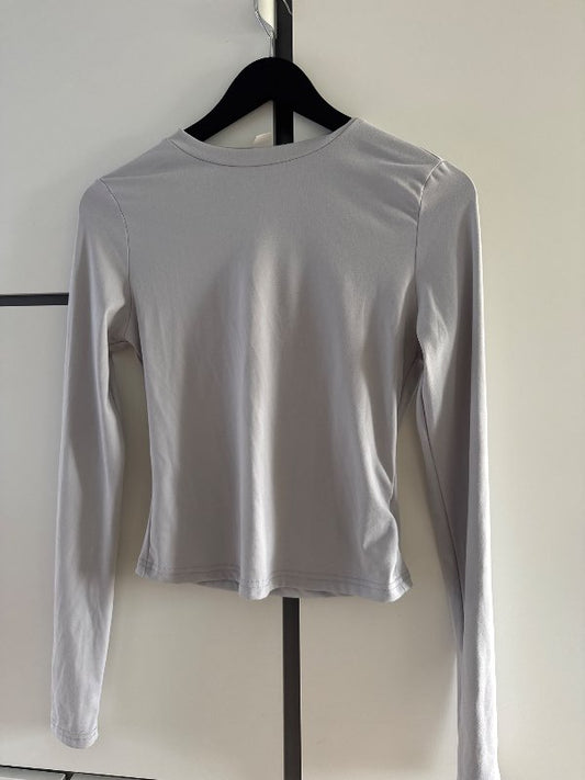 Long sleeve top
