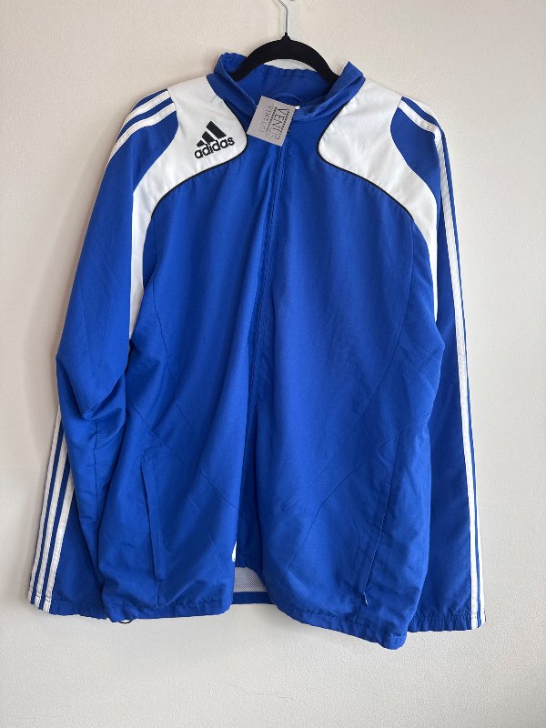 Adidas jakki blár VV