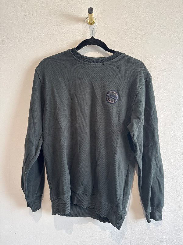 Green sweatshirt
