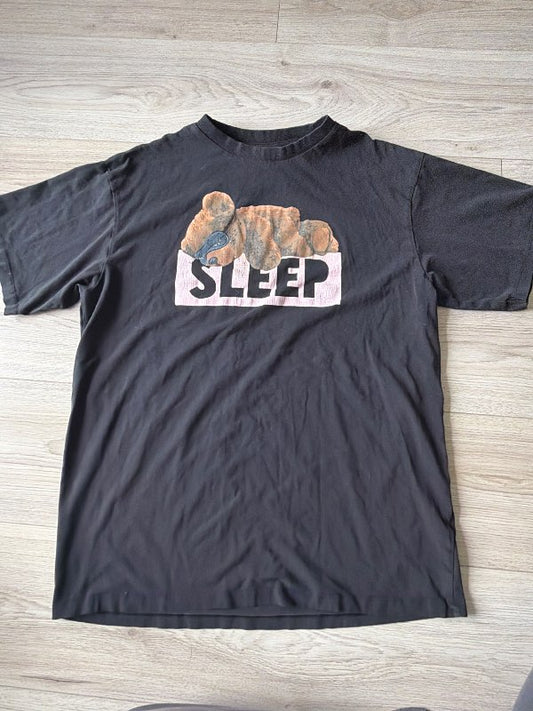 Svartur sleep bolur