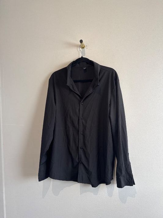 Black elastic shirt
