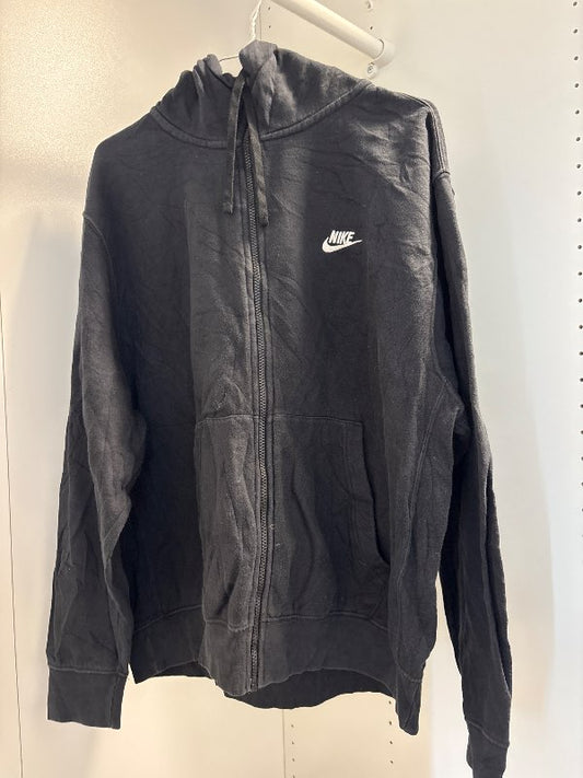 Nike peysa svört