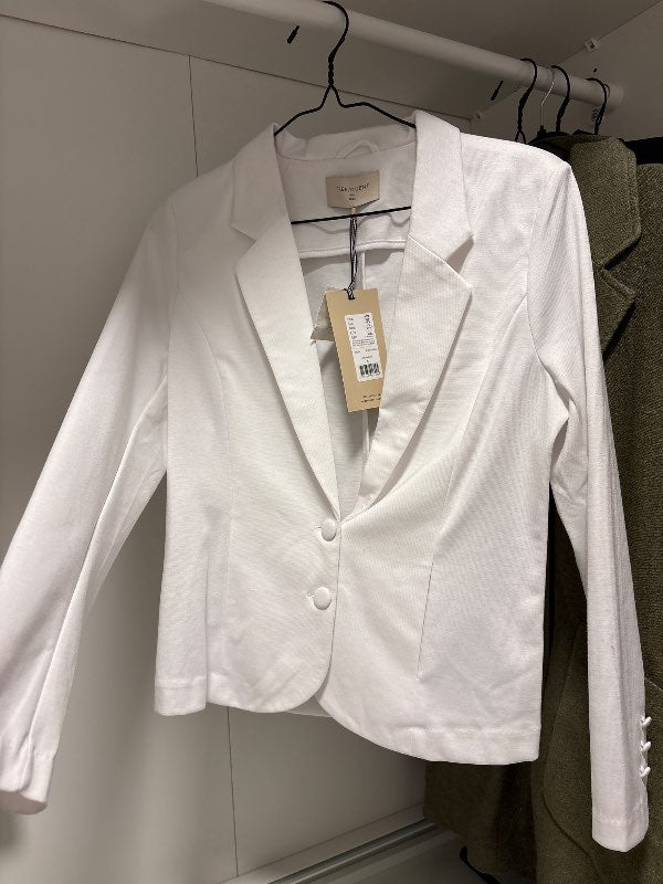 Nýr blazer hvítur free quent