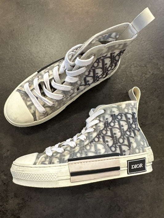 Dior B23