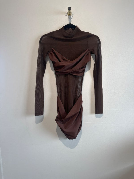 Fashion Nova kjóll