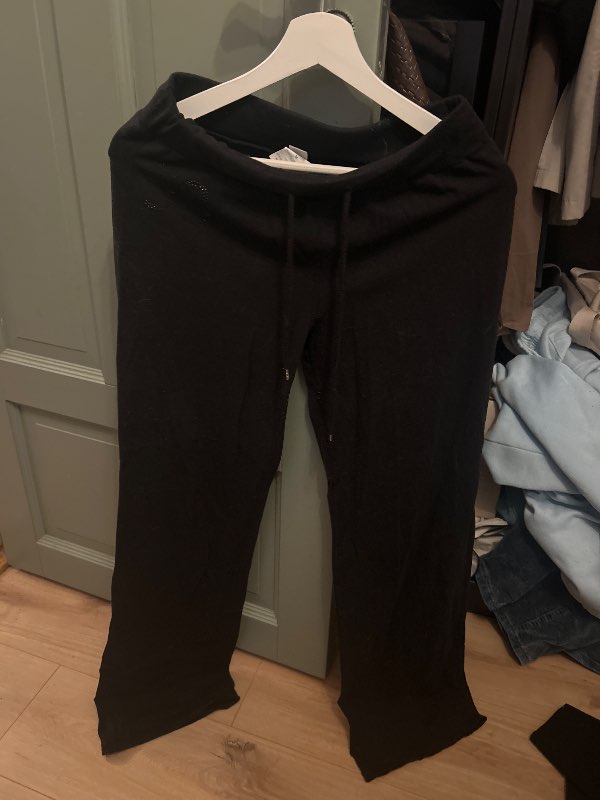 Svartar jogginbuxur