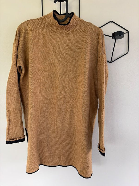 Peysa brún