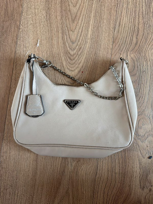 Prada veski