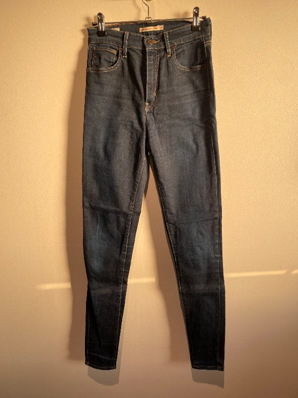 Levis super-skinny buxur