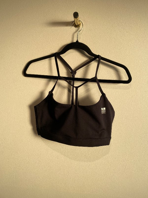 M fitness top