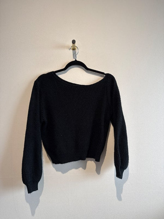 svört off the shoulder prjónapeysa